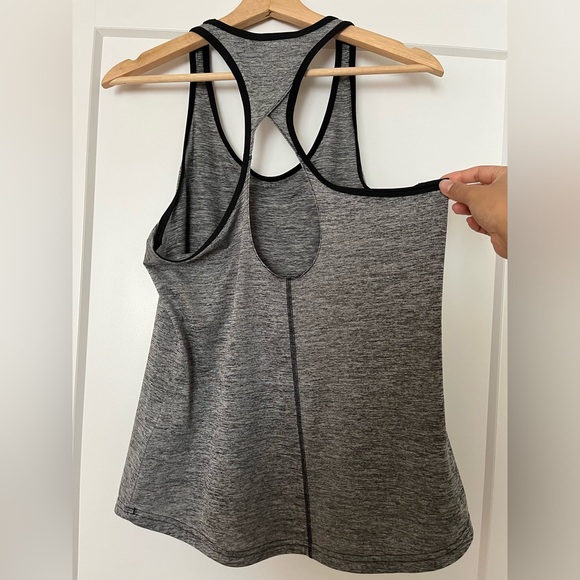 EUC Adidas Climalite Workout Tank size Medium - Picture 2 of 4